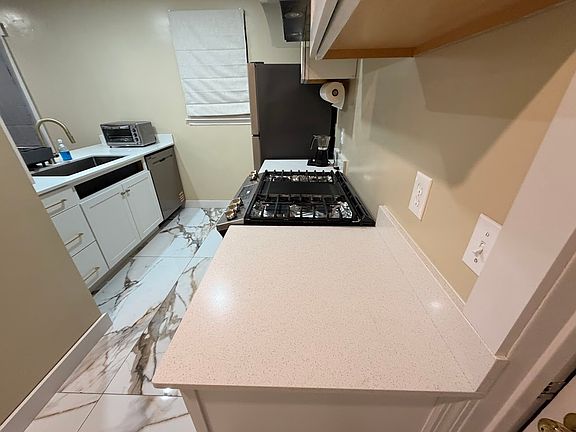 5th image of 3962 Remer Ct