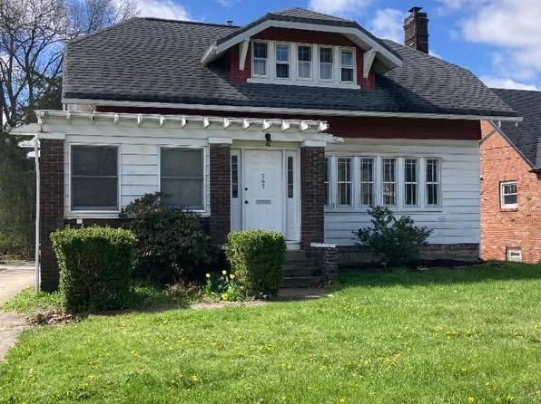 569 Broad St, Wadsworth, OH 44281