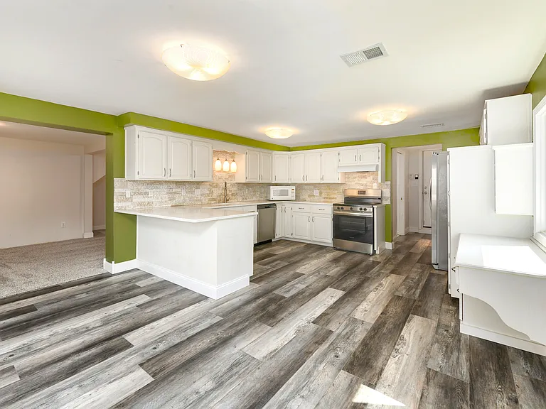6000 N Lenox Ave — Photo 29