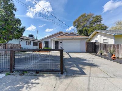4224 43rd St, Sacramento, CA, 95820