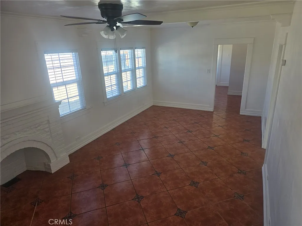 4 bed, 1056 sqft, $3,600 — Photo 3