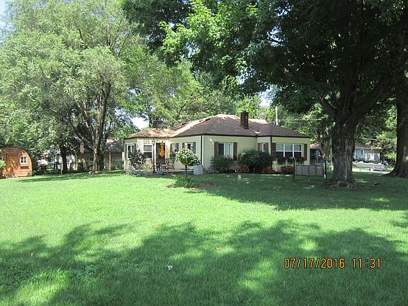 3rd image of 4927 Silver Ave