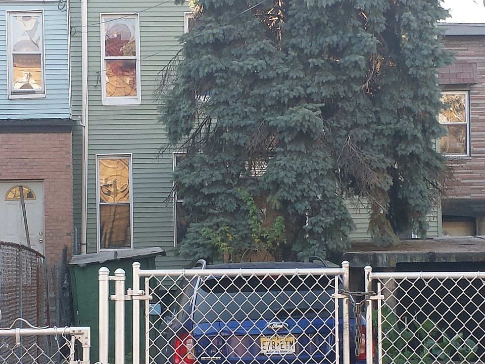 2nd image of 58 Wyckoff Ave