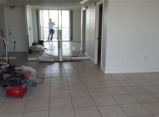 2750 NE 183rd St APT 1504, Aventura, FL 33160