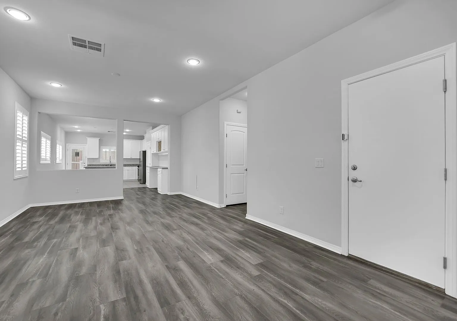 One Story 2022 build corner lot home in the Southwest side of Las Vegas — Photo 4