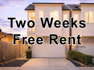 4618 Nichols St #B, Houston, TX 77020