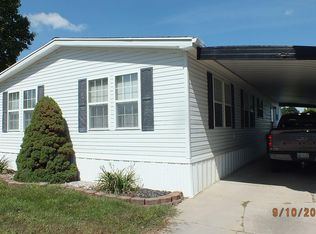 324 Skyline Dr, Blissfield, MI 49228
