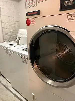 Rented by Bond New York | media 32