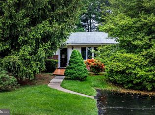 450 Wolverson Ave, Upper Chichester, PA 19014