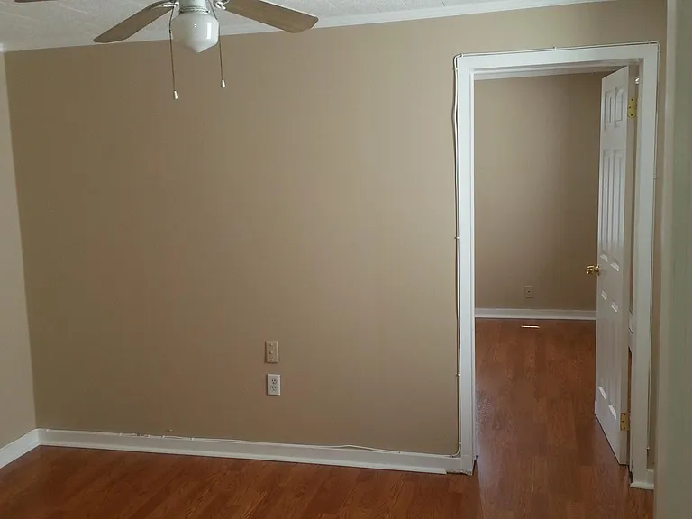 17 Haag St #2 — Photo 3