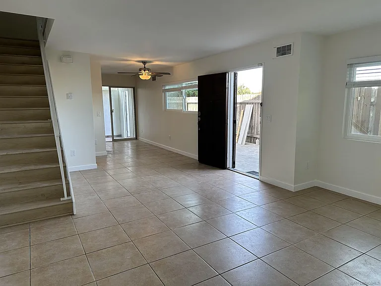 1450 Melrose Ave #103 — Photo 7