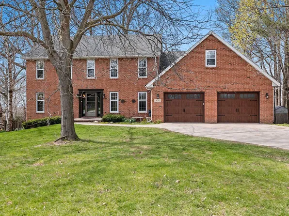 478 Skyline Blvd, Green Bay, WI 54302