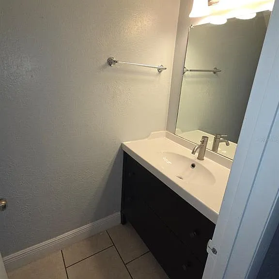 4001 Woodfern Dr #C-1 — Photo 3