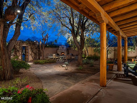 3rd image of 2965 E Placita Santa Lucia