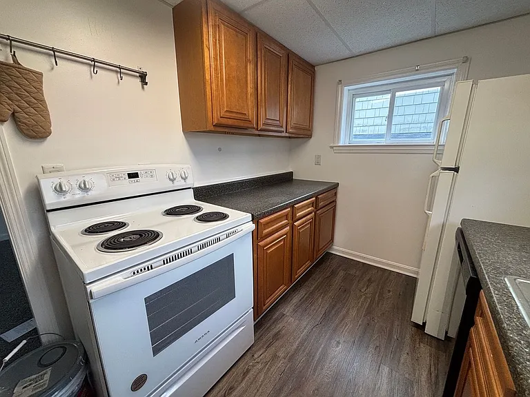 37 Rural Ave — Photo 4