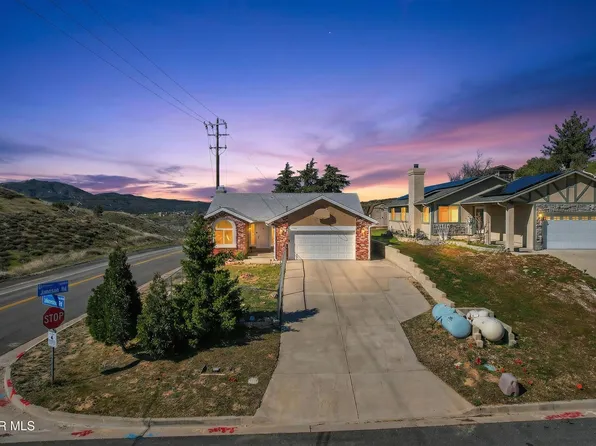 42803 Limeridge Dr, Lake Hughes, CA 93532