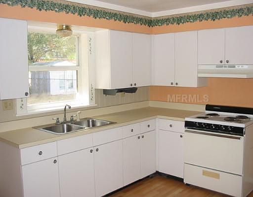 3rd image of 1036 Farwell Ave