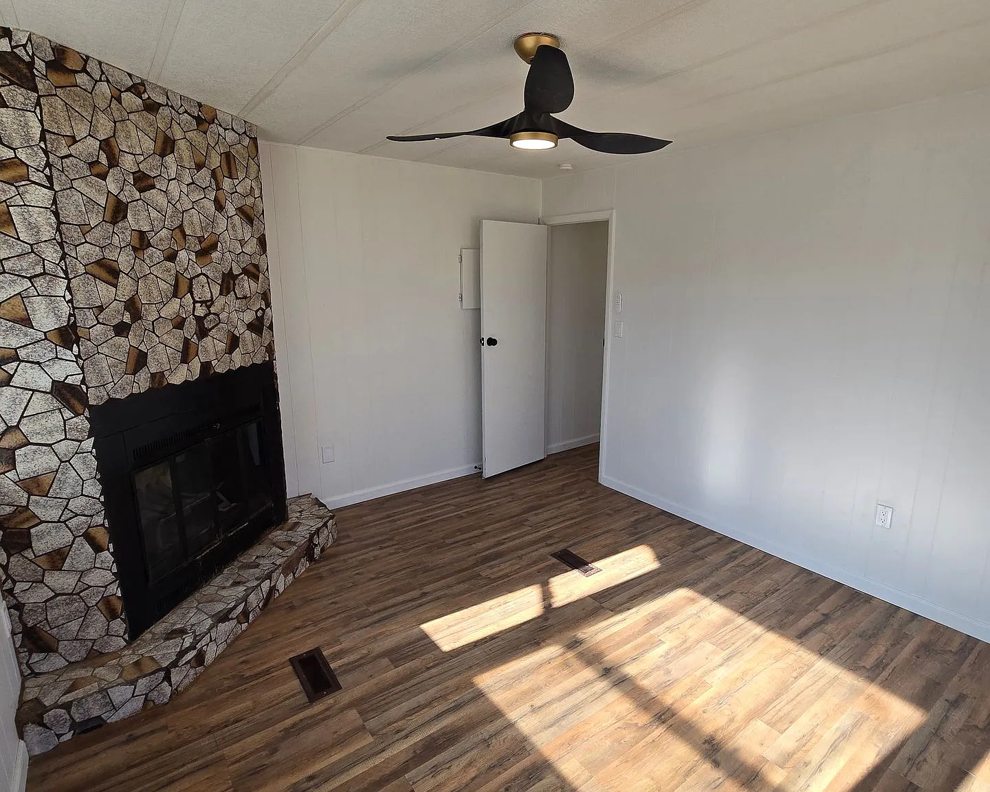 504 El Rio, Rio Rancho — Photo 4