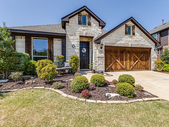 3rd image of 3805 Orleans Way
