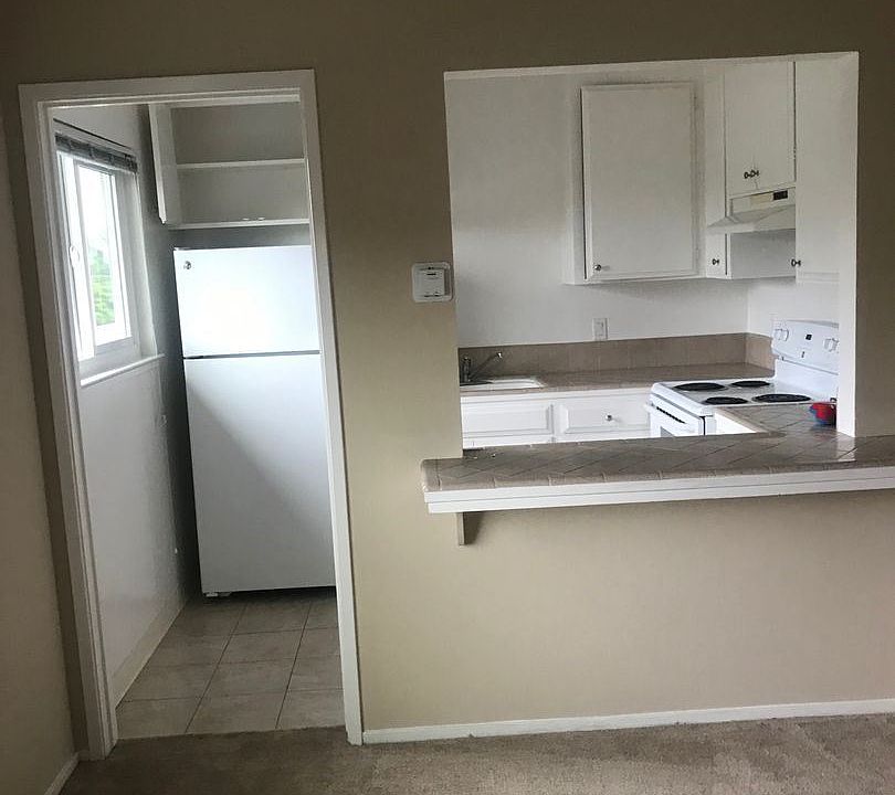 1st image of 4809 Atherton Ave #32