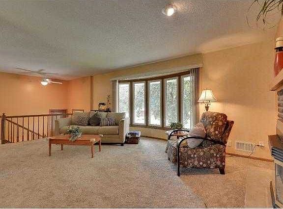 3rd image of 2720 Dana Dr