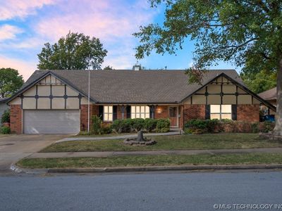 7035 E 52nd Pl, Tulsa, OK, 74145