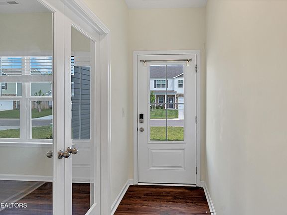 5th image of 3610 Gregory Dr