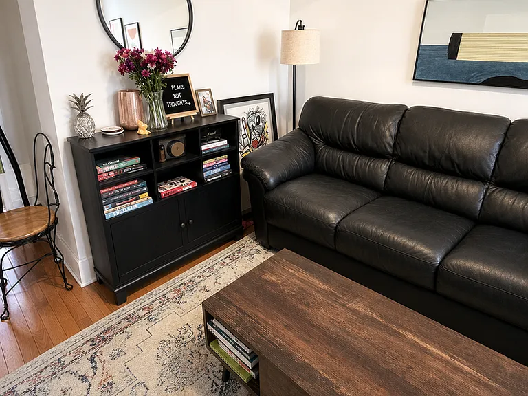 836 W Bradley Pl #1R — Photo 2