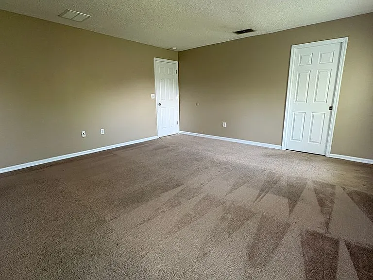 2932 Foraker Way — Photo 14