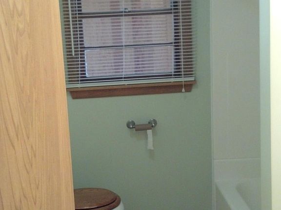 3rd image of 1509 A N Lorraine St