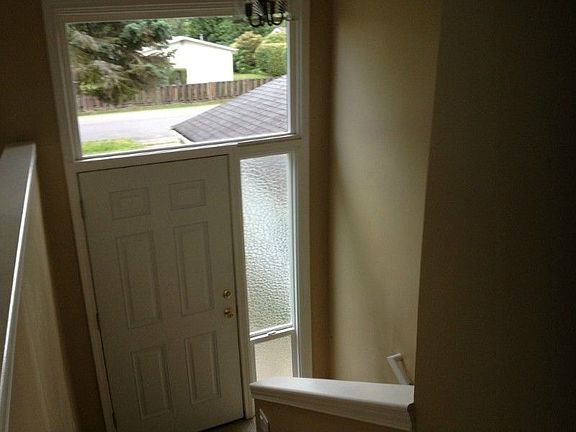 3rd image of 20904 3rd Ave W