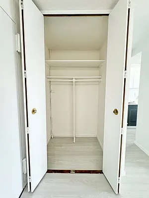 Rented by Keller Williams NYC | media 20