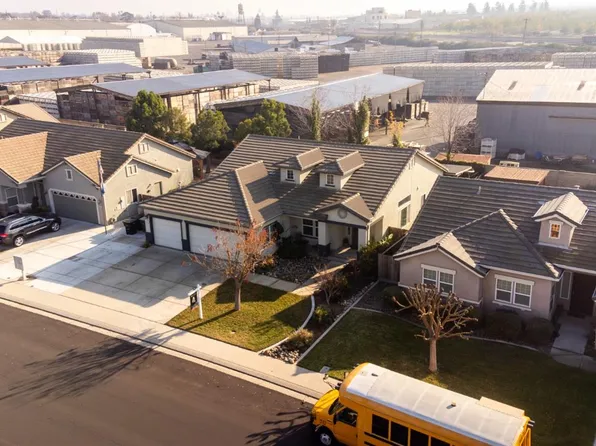 6516 Fox Rd, Hughson, CA 95326