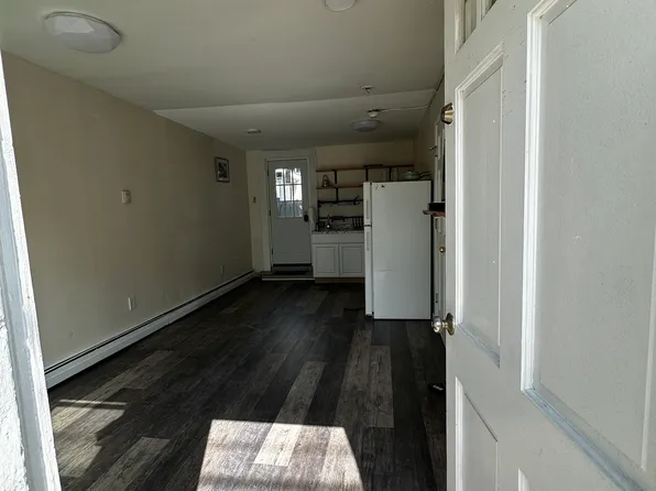 335 Academy Ave Unit 1, Providence, RI 02908