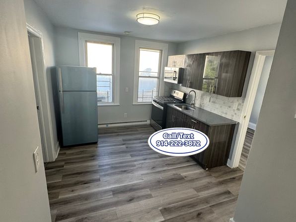113 Webster Ave Floor 3