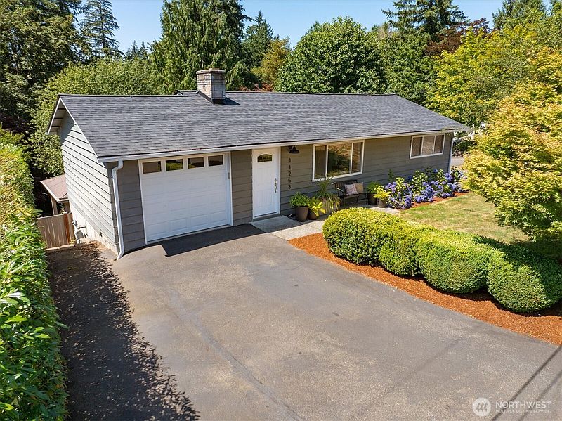 2nd image of 11253 145th Avenue SE