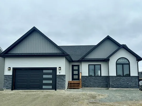 21 Blandford Street, Gander, NL A1V0A4