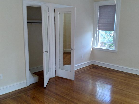 5th image of 6126 Carpenter St Floor 2