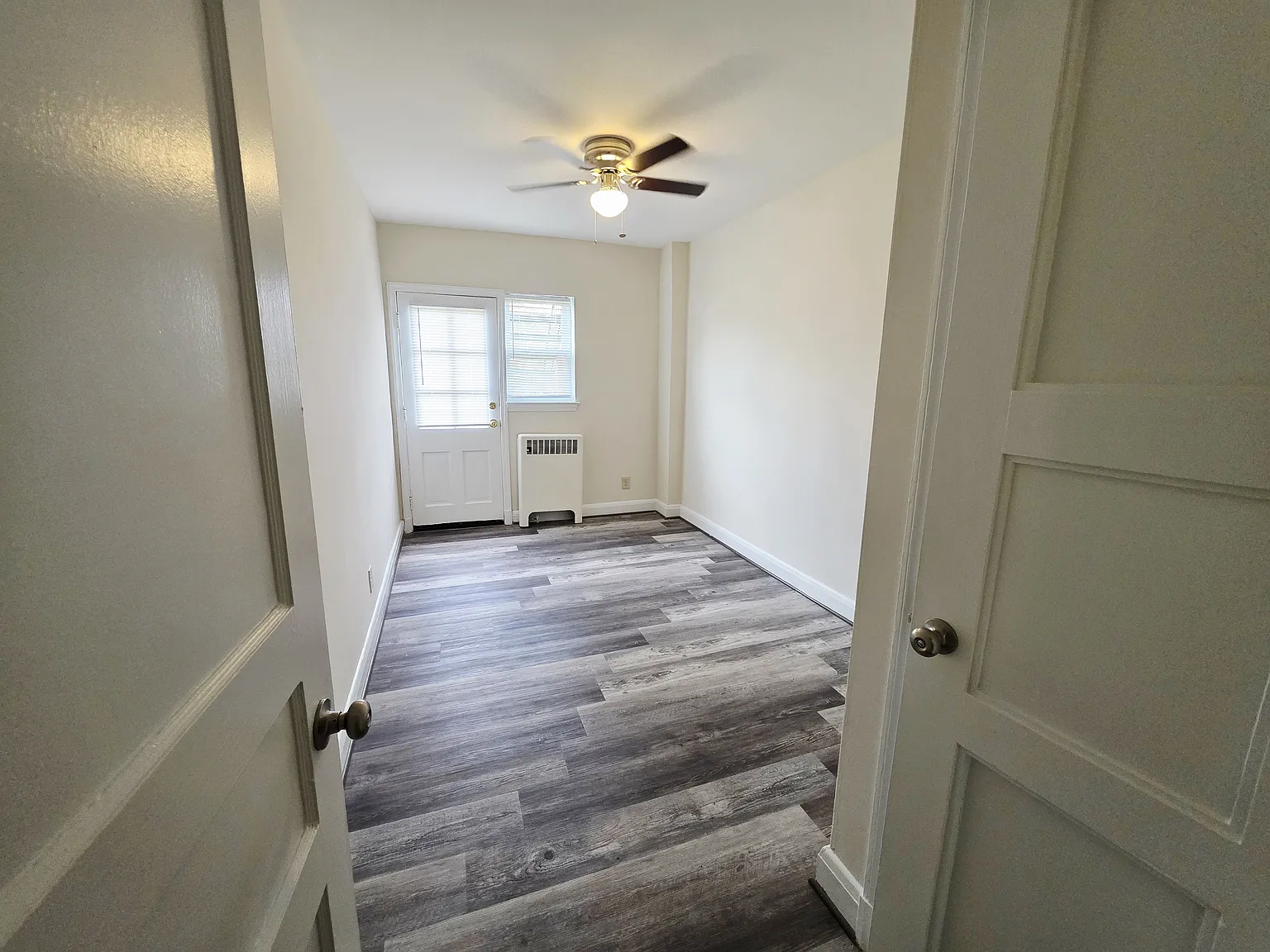3 bed, 1280 sqft, $1,700 — Photo 4