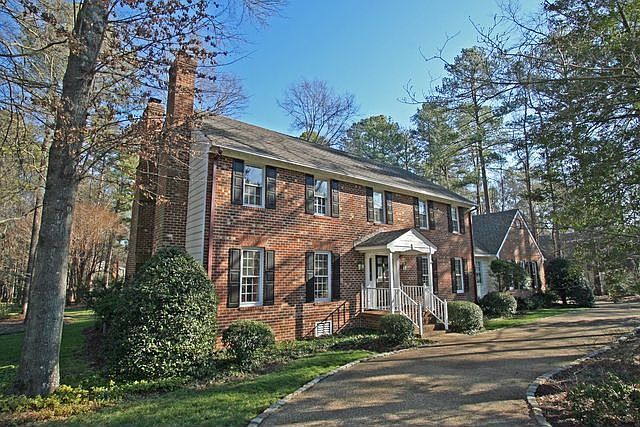 1st image of 33 Runswick Dr