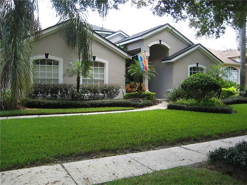 1st image of 780 S Lake Claire Cir