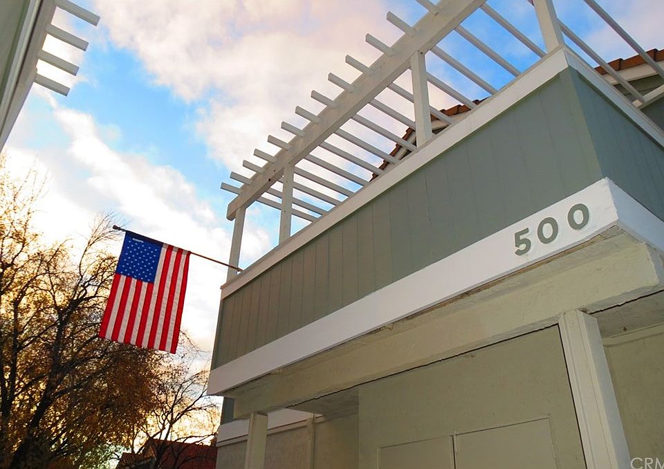 1st image of 500 Golden Springs Dr