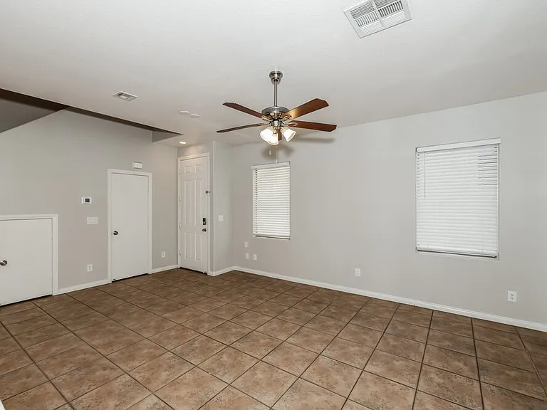 6425 Butterfly Sky St — Photo 5