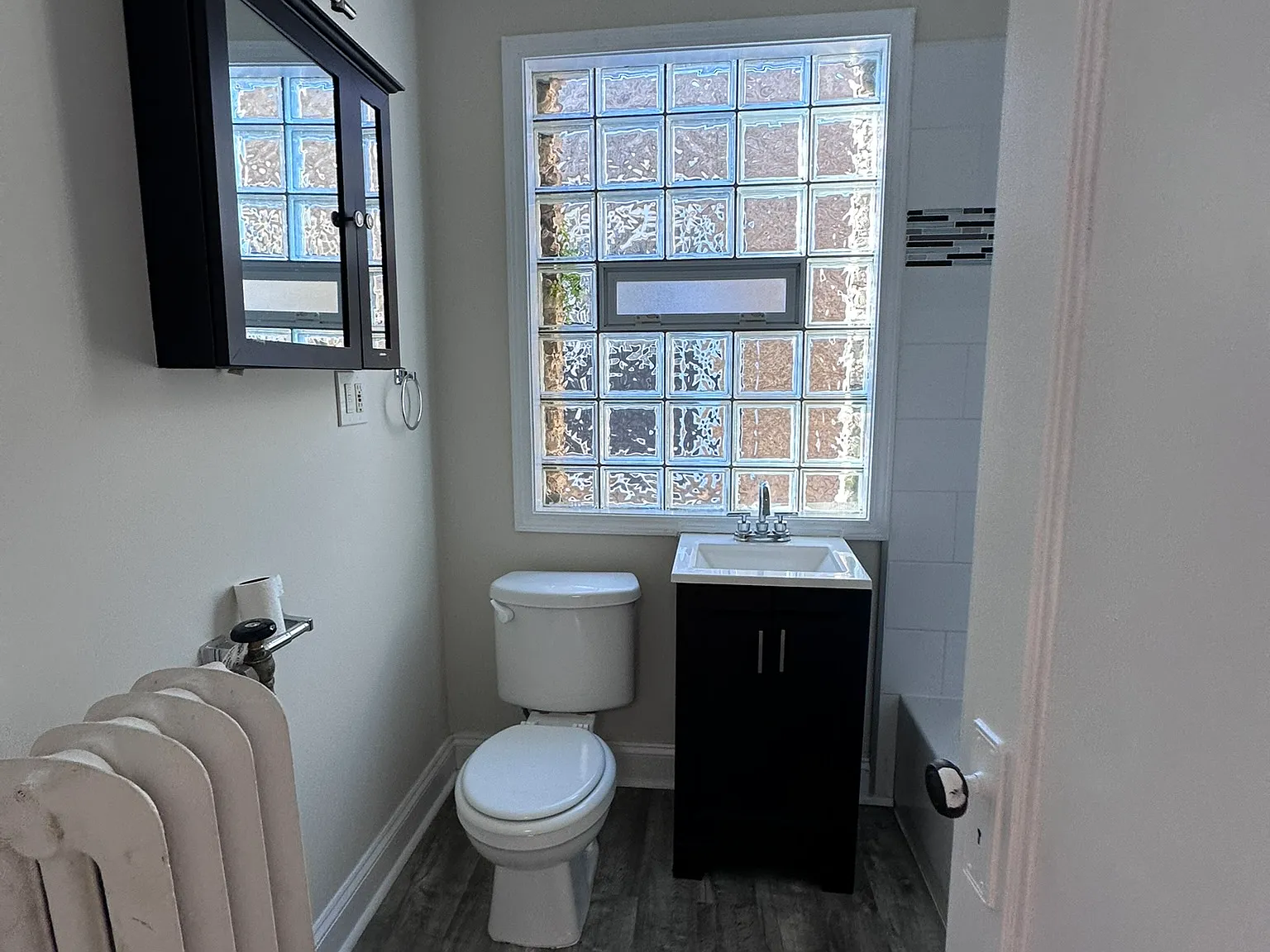 Studio, 500 sqft, $1,555 — Photo 2