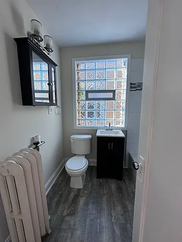 733 Elm St Photo 1
