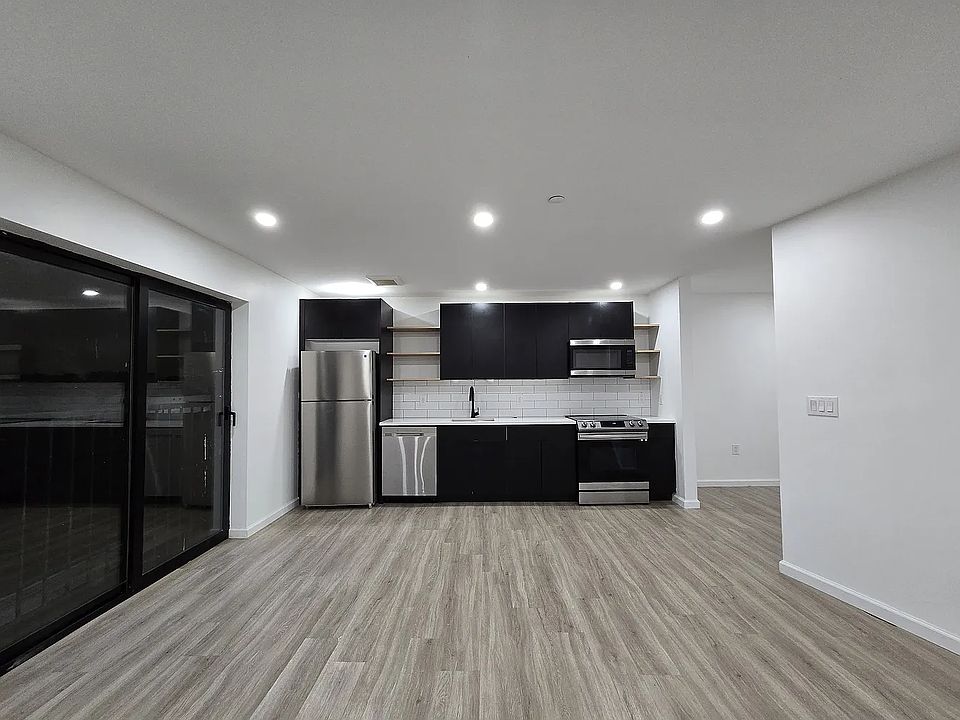 1st image of 555 Market St #1B