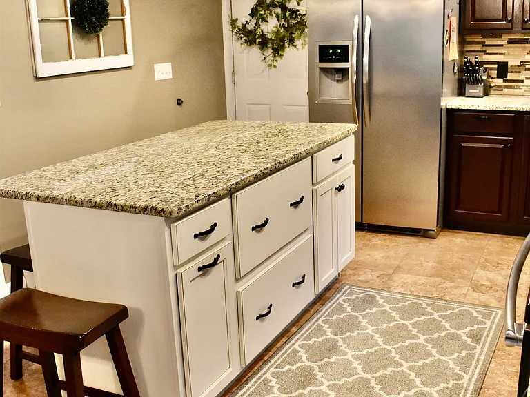 Tallwood Dr — Photo 8