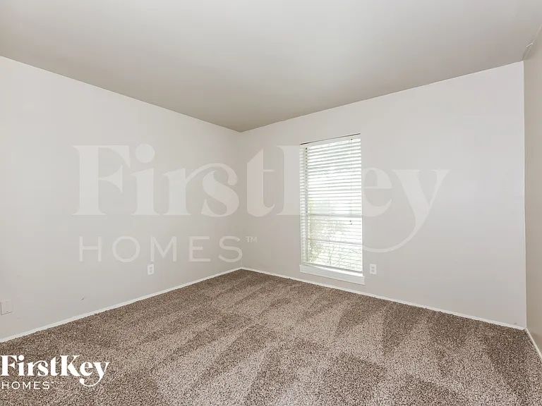 5321 Saddleback Rd — Photo 12