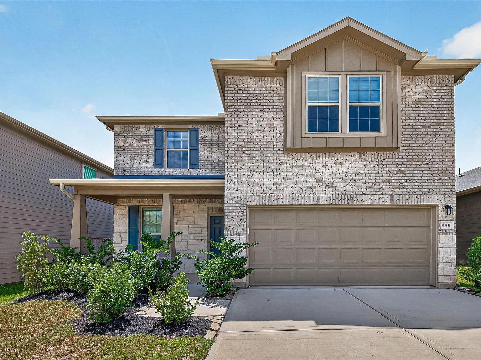 4 bed, 2.5 bath, 2538 sqft, $2,395 — Photo 4