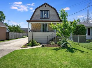 2315 73rd St, Kenosha, WI 53143